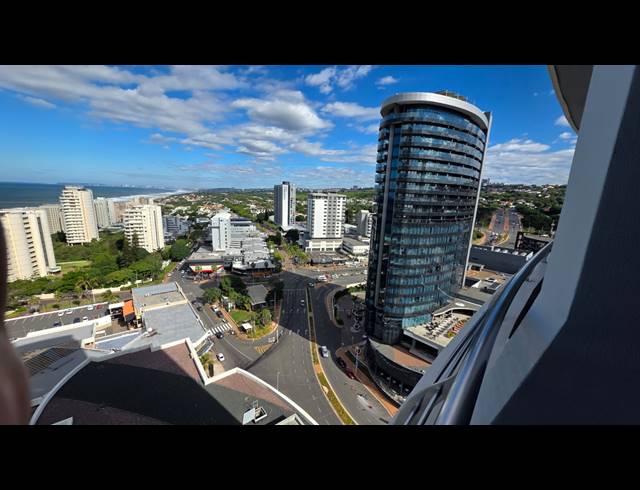 1 BEDROOM APARTMENT FOR SALE IN UMHLANGA CENTRAL